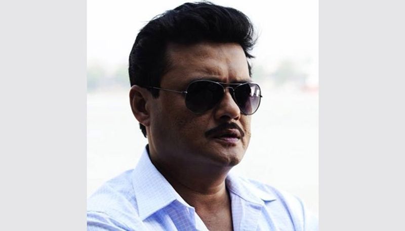 অনিক দত্তের পরিচালনায় 'ভূতের ভবিষ্যত' সিনেমায় তিনি অসাধারণ অভিনয় করেছিলেন। ছবিতে তার চরিত্রের নাম ছিল হাতকাটা কার্তিক। যা দর্শকদের মনে ব্যাপক সাড়া ফেলেছিল। সাড়া ছবি জুড়ে তার উপস্থিতি না থাকলে ছবিতে বিশেষ উপস্থিতিতেই তিনি সাড়া ফেলে দিয়েছিলেন। এমনই একজন অভিনেতা যারা পাওয়ার হাউস উপস্থিতি ছবিকে অন্য স্তরে নিয়ে যায়।