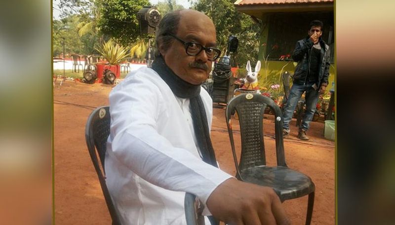 আপকামিং ছবি 'ছুটি' নিয়ে ঋতুপর্ণার সঙ্গে জুঁটি বাঁধতে চলেছেন শাশ্বত। তার কাছে ছুটির সংজ্ঞাটা অনেকটাই যেন আলাদা। সময়ের সঙ্গে সঙ্গে ছুটি কথাটার অর্থও তার কাছে বদল গিয়েছে। স্কুল জীবনে শনিবারের অপেক্ষায় থাকতে হত তাকে।কারণ তারপরের দিনই ছুটি। কিন্তু দিন যত বদলে গিয়েছে ততই যেন ছুটির সংজ্ঞা বদলে গিয়েছে।
