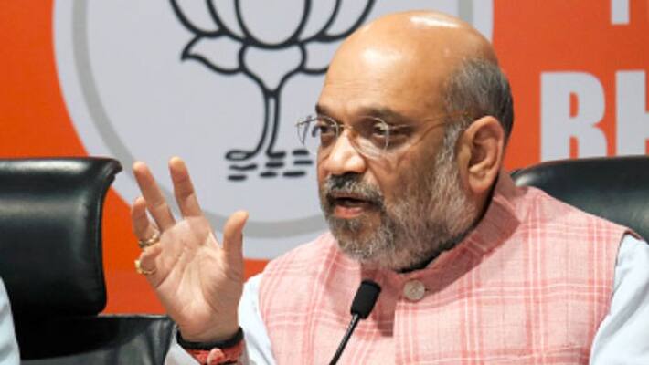 In Amit Shah counterattack on Rahul Gandhi a challenge on citizenship facts In Amit Shah counterattack on Rahul Gandhi a challenge on citizenship facts