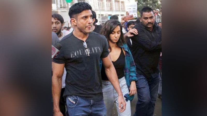 Citizenship Amendment 2019 Bollywood Stars Sushant Singh And Farhan Akhtar protest Against in mumbai KPY