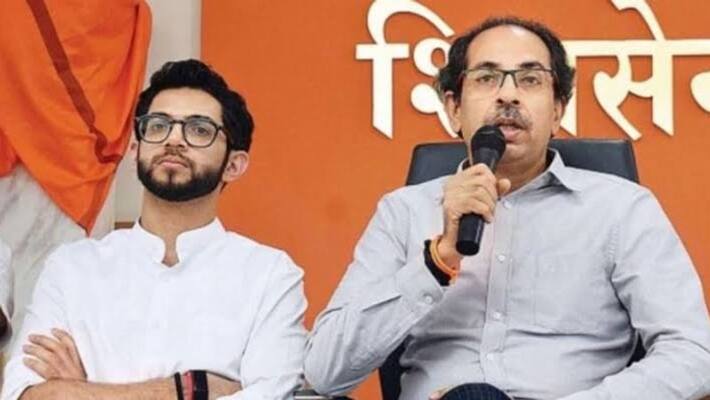 Muslims from Pakistan Bangladesh should be thrown out of country says Shiv Sena in Saamana Muslims from Pakistan Bangladesh should be thrown out of country says Shiv Sena in Saamana