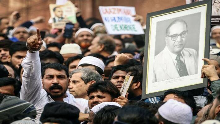 Citizenship amendment act protest of Chandrasekhar Azads Bhim Army at Jama Masjid Citizenship amendment act protest of Chandrasekhar Azads Bhim Army at Jama Masjid