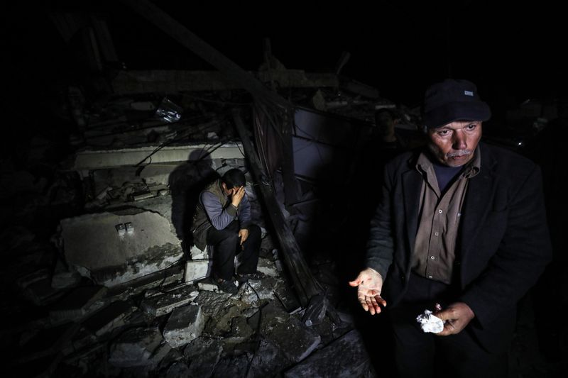 Israel targets Gaza after rocket attack see life of hamas people kpt