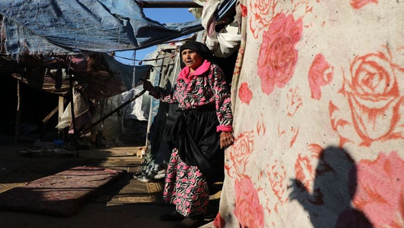 Israel targets Gaza after rocket attack see life of hamas people kpt