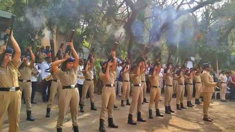 Vetran Actro Shreeram Lagoo Funeral in Pune KPG
