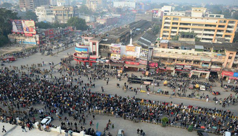 11 died in uttar pradesh protest