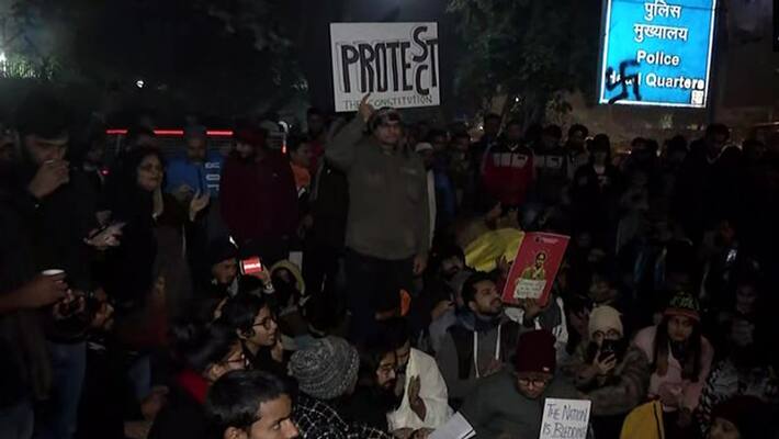 CAA protest, demonstration at police headquarters at night, protesters left on court orders kps CAA protest, demonstration at police headquarters at night, protesters left on court orders kps