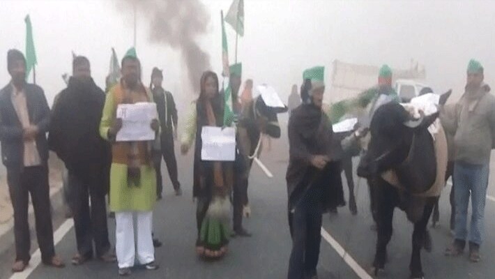 caa bihar band rjd supporters citizenship act protest on the road buses not running in patna KPR