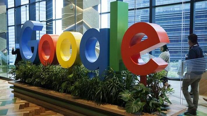 Google pauses green card applications from employees Google pauses green card applications from employees