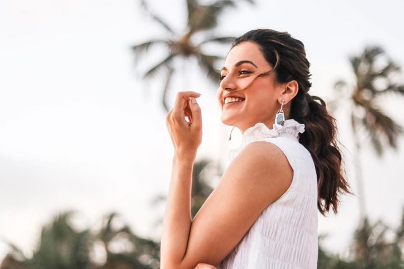 Taapsee once said, “I have kissed a lot of frogs before meeting my prince.” When asked about her plans to get married, she said, “I will get married only when I want to have babies.”