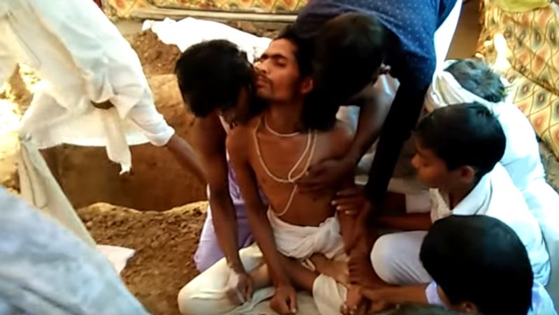 A saint died in superstition in Mahasamund, Chhattisgarh kpa