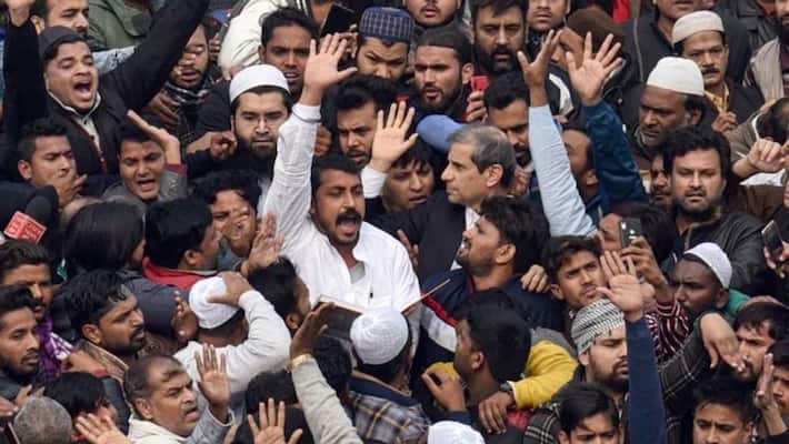 Bhim Army Chief Chandrashekhar Azad being taken to Tihar jail kpn Bhim Army Chief Chandrashekhar Azad being taken to Tihar jail kpn