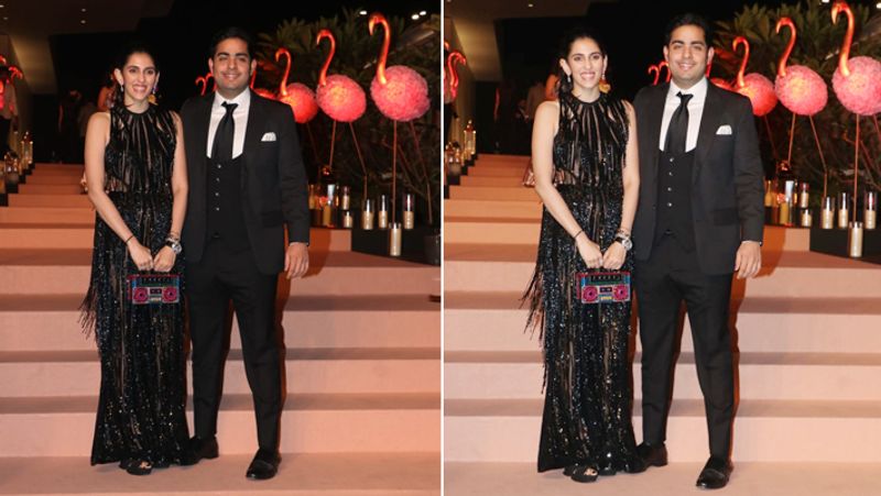 Bollywood Stars gauri khan kiara advani Anil kapoor Sonam kapoor in Isha Ambani Party See Photos KPY