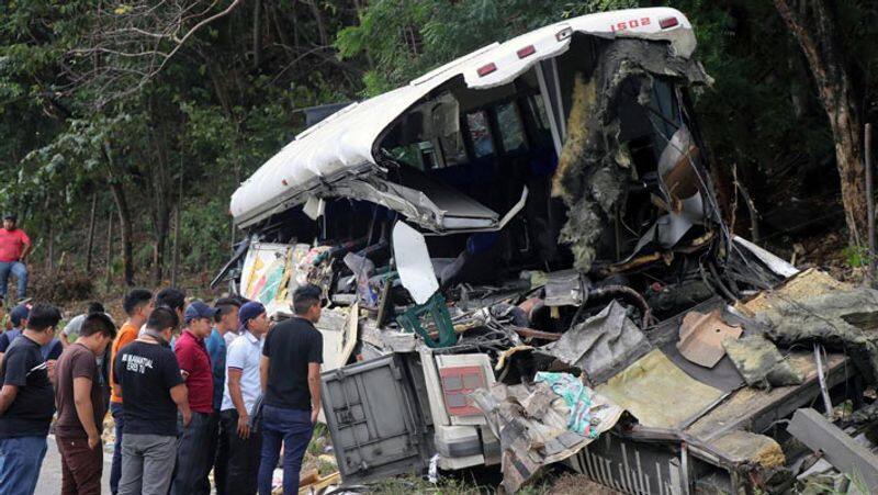 Eastern Guatemala bus accident...20 people Dead