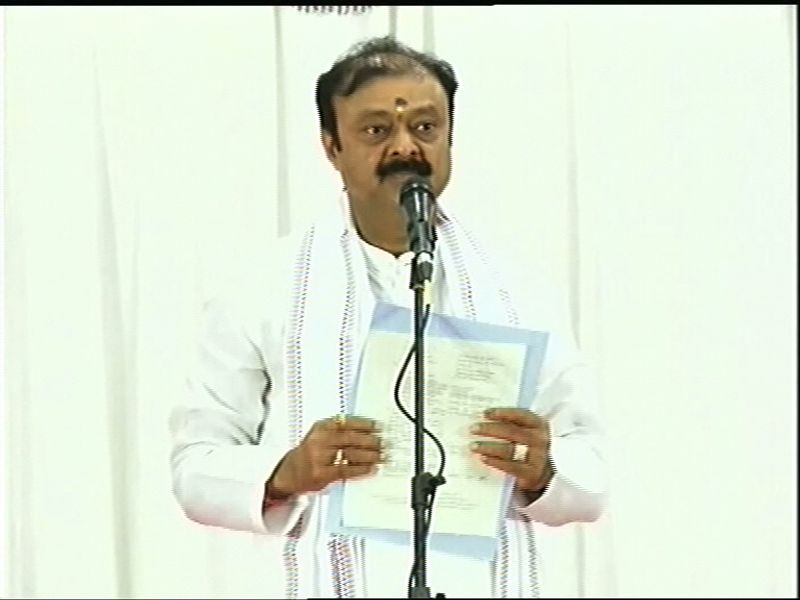 BJP Newly elected 13 MLAs takes oath at Vidhana Soudha Who Won In Karnataka By Poll 2019