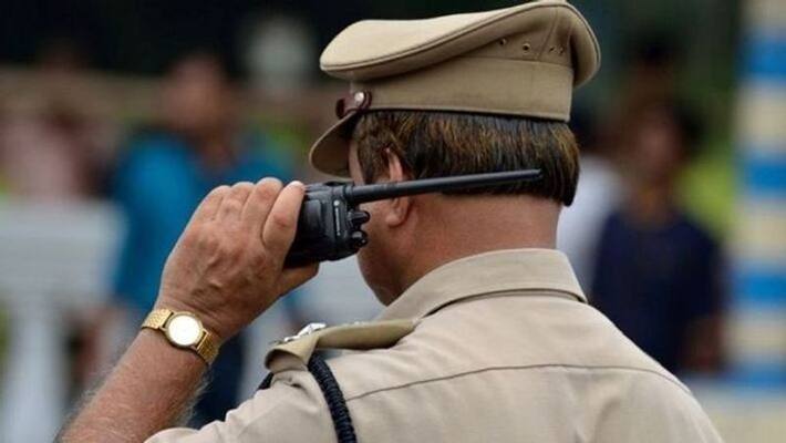 Trainee IPS Jagadesh Act as a common man and check the police station in ongole Trainee IPS Jagadesh Act as a common man and check the police station in ongole