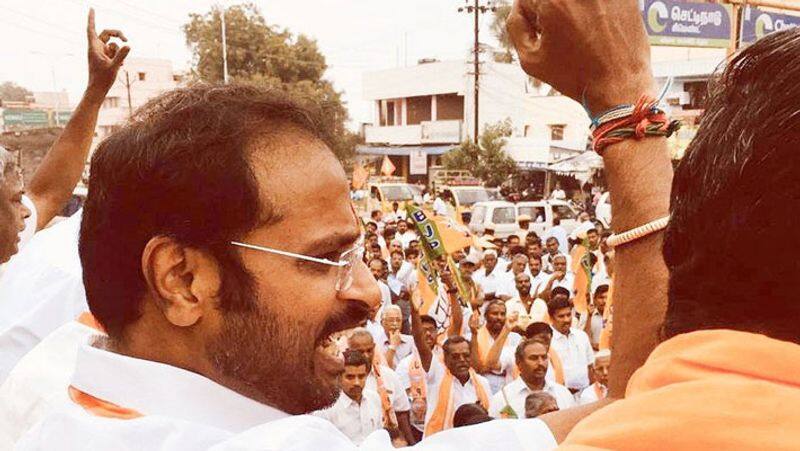 sv sekhar announces tamilnadu bjp new leader ap muruganandam