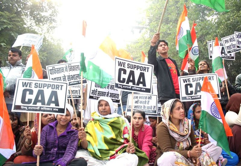 1,000 academicians, scholars issue joint statement supporting citizenship law KPP