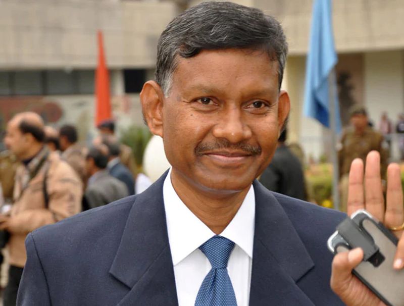 jharkhand assembly election result 2019 high profile candidates including ips air force officer kpt