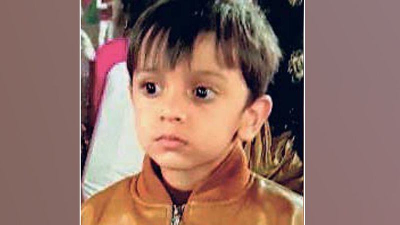 Shocking and emotional story related to the danger of Chinese Manjha kpa