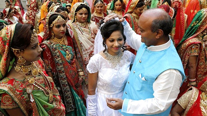 story of diamond businessman mahesh sawani in gujrat