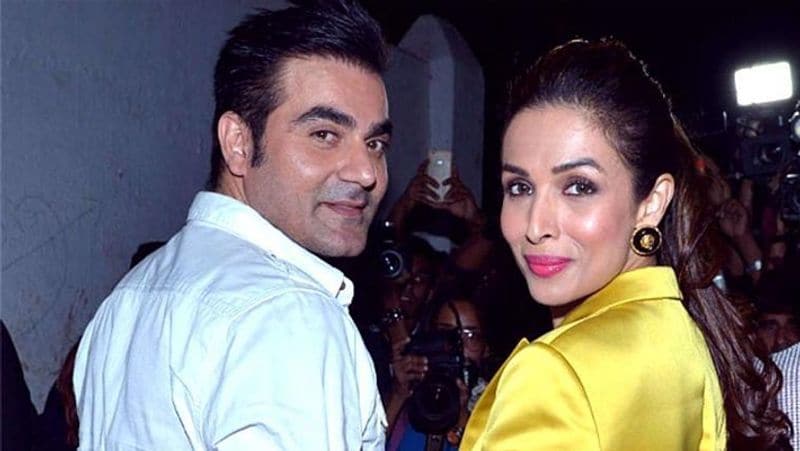 বিচ্ছেদের আগের রাতে পরিবারের সকলে এক জায়গায় বসে তাকে জিজ্ঞাসা করেছিল তিনি যা করছেন তা ঠিক করছেন তো।
