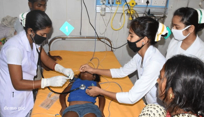 Two year old girl physical assaulted by young man in delhi KPR Two year old girl physical assaulted by young man in delhi KPR