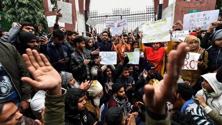 CAA protest: Aligarh University gave the job of assistant professor to a protester KPS CAA protest: Aligarh University gave the job of assistant professor to a protester KPS