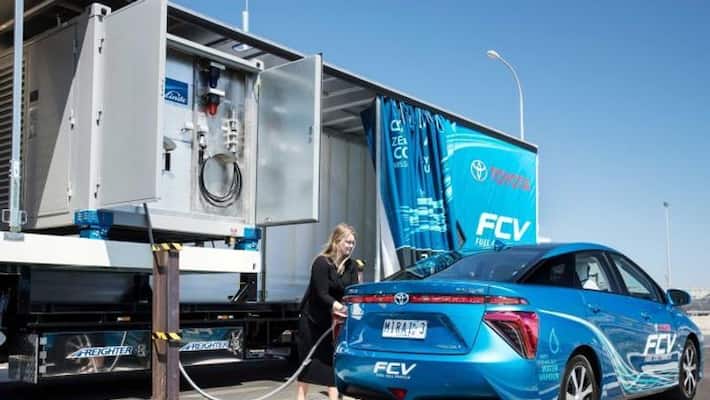 EVs hydrogen fuel cells powered Vehicles emerge as future choice of India says KPIT Chairman EVs hydrogen fuel cells powered Vehicles emerge as future choice of India says KPIT Chairman