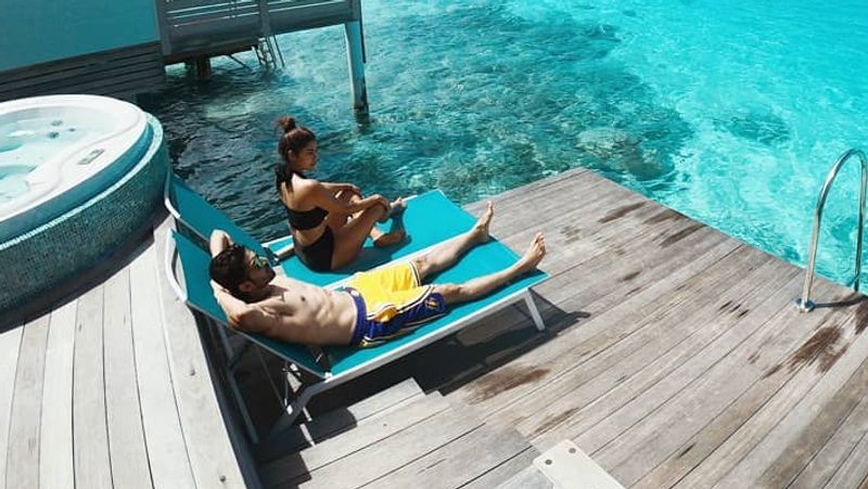 tv ram sita gurmeet choudhary debina bonnerjee vacation photos viral KPJ