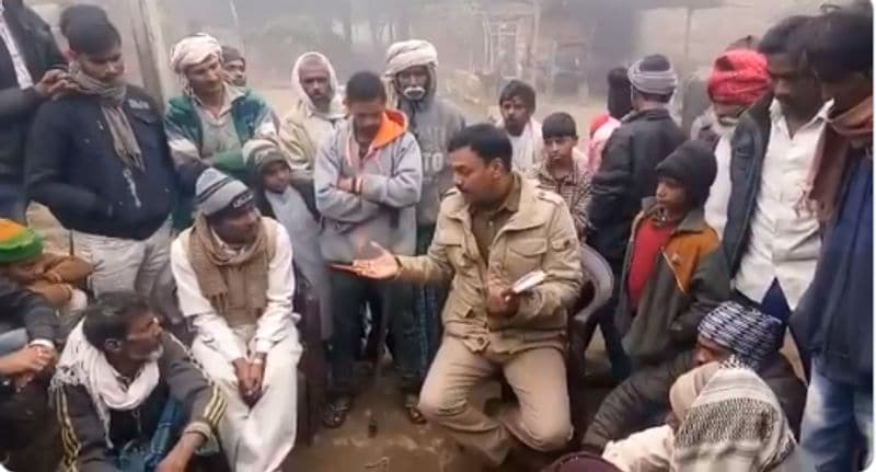 during caa protest across country these policemen ips appealing protesters to calm down goes viral kpt