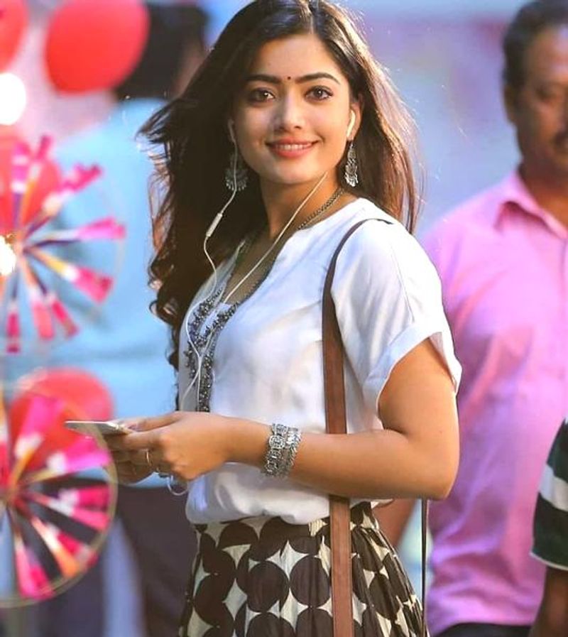Tollywood Best Heroines who gives entry in this decade