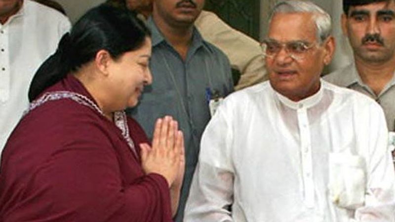 Atal Bihari Vajpayee memorable photos with aishwarya rai to hema malini on his birth anniversary
