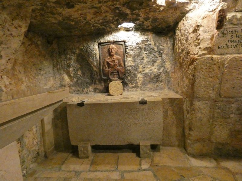 jesus christ born in cave see jesus birth place in bethlehem pics kpt