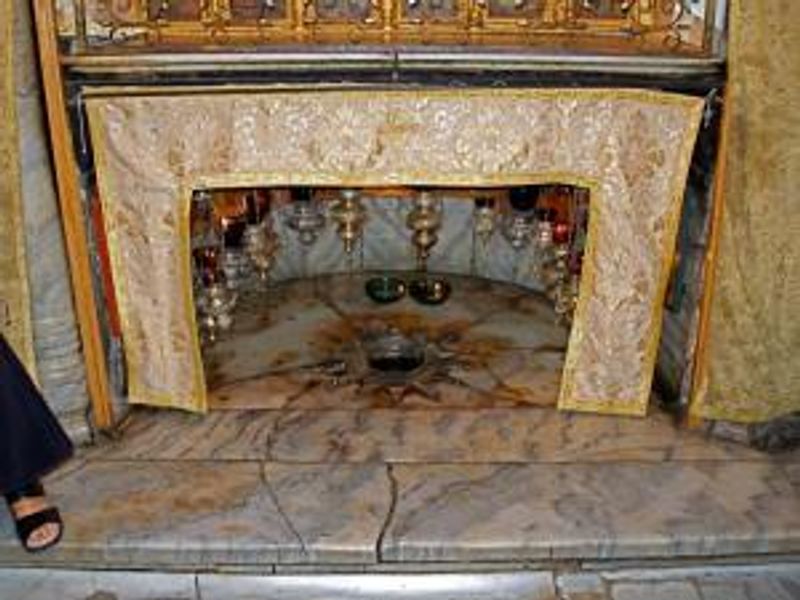 jesus christ born in cave see jesus birth place in bethlehem pics kpt