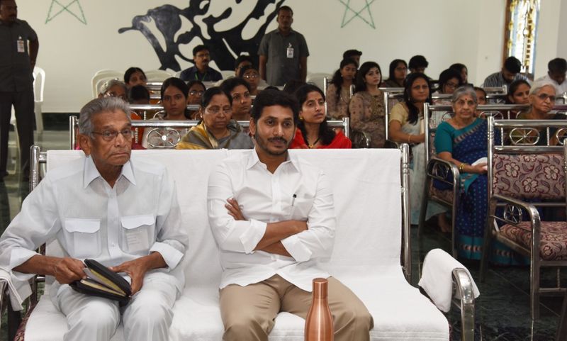 AP CM YS Jagan christmas celcebrations at pulivendula