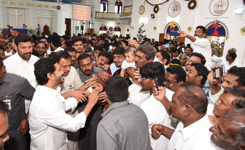 AP CM YS Jagan christmas celcebrations at pulivendula