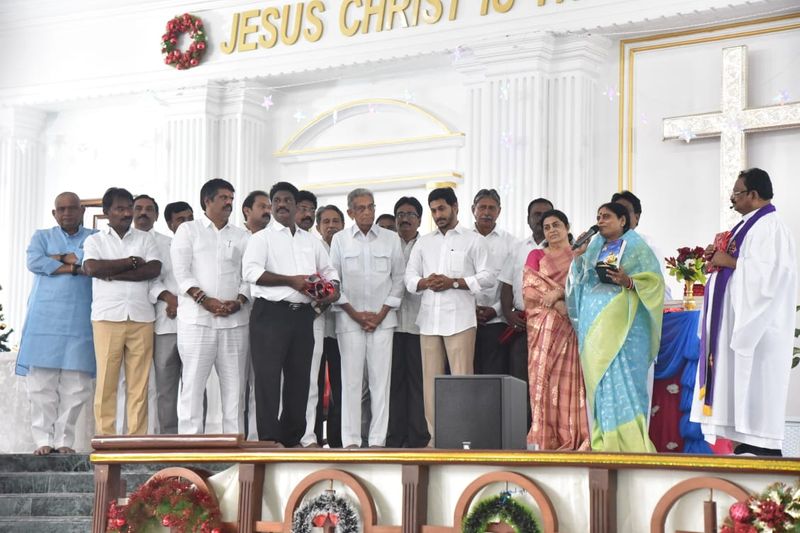 AP CM YS Jagan christmas celcebrations at pulivendula