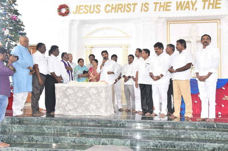 AP CM YS Jagan christmas celcebrations at pulivendula