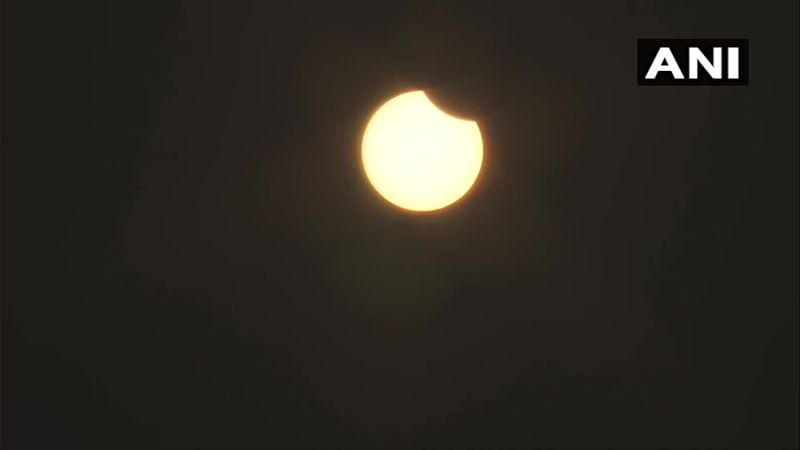 photos of Solar eclipse in india news and update KPP
