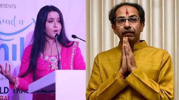 CM Uddhav to decide on withdrawing police departments salary accounts from Axis bank CM Uddhav to decide on withdrawing police departments salary accounts from Axis bank