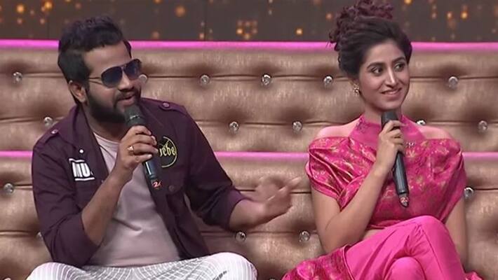 Hyper Aadi comments on telugu anchor Varshini Hyper Aadi comments on telugu anchor Varshini
