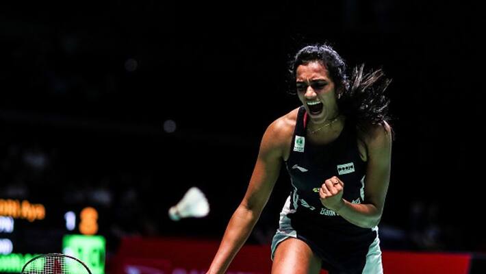 Indonesia Masters 2020 PV Sindhu sailed into next round Saina Nehwal crashes out Indonesia Masters 2020 PV Sindhu sailed into next round Saina Nehwal crashes out