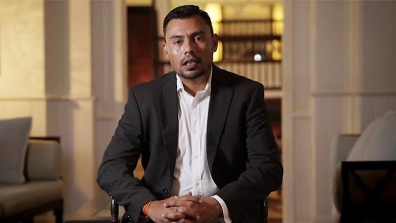 Kaneria was the second Hindu player to play for Pakistan, half the team including the captain did not eat food with him KPB