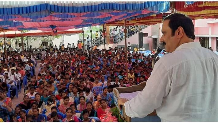 Anbumani asks for support for AIADMK Anbumani asks for support for AIADMK