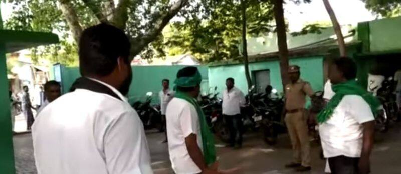 DMK,ADMK Candidates Vote Collection in Madurai Polling booth