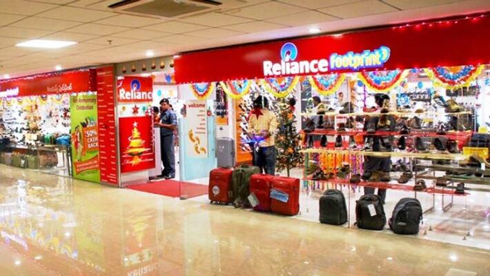 mukesh Ambani's Reliance Retail value USD 34 billion dollars mukesh Ambani's Reliance Retail value USD 34 billion dollars