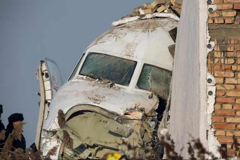 Aircraft flying from Almaty Airport in Kazakhstan crashed kpn