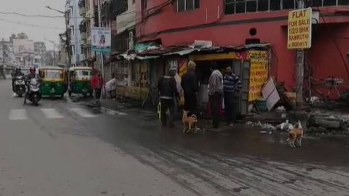 One dies in an accident at Kolkata due to heavy fog One dies in an accident at Kolkata due to heavy fog