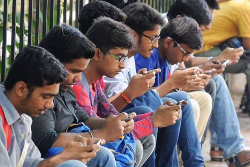 Indian Mobile Users Have Already Consumed 55 Million Terabytes of Data This Year
